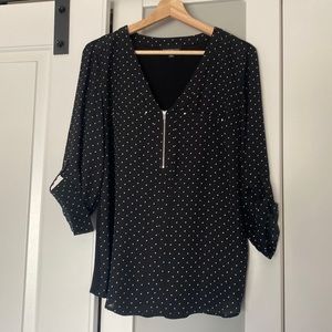Fortune & Ivy Black White Dot Zipper Detail Blouse; Size L; Like New!